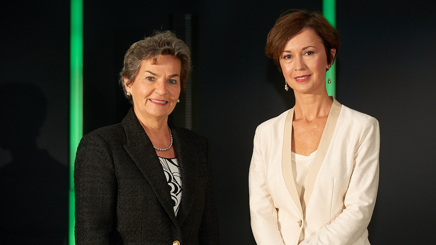 fotografía que muestra a Christiana Figueres y Mariangela Marseglia